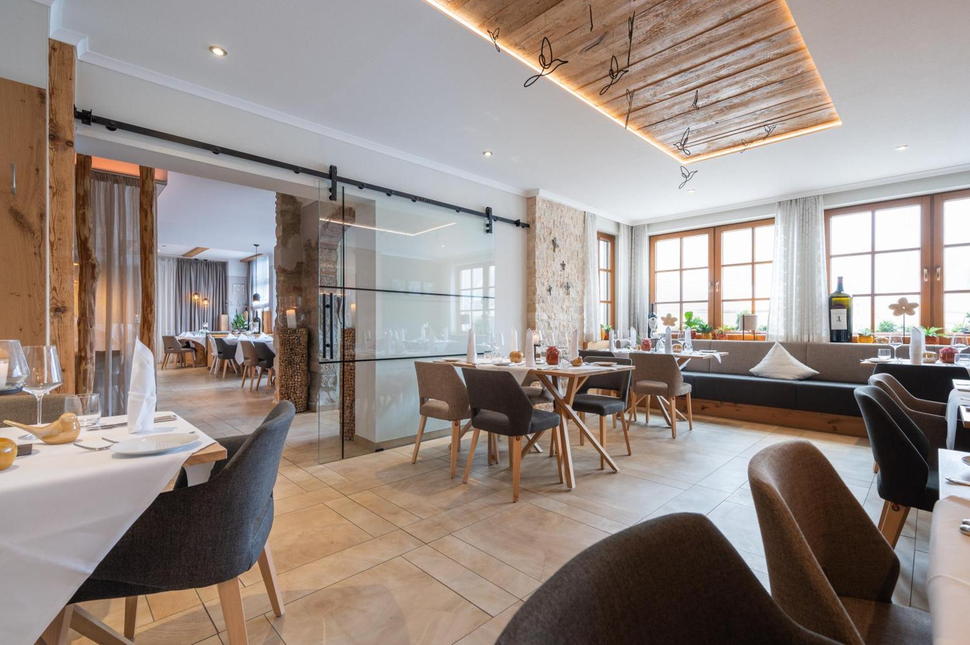 Hotel Gasthof Roessle Stetten am Kalten Markt Buitenkant foto